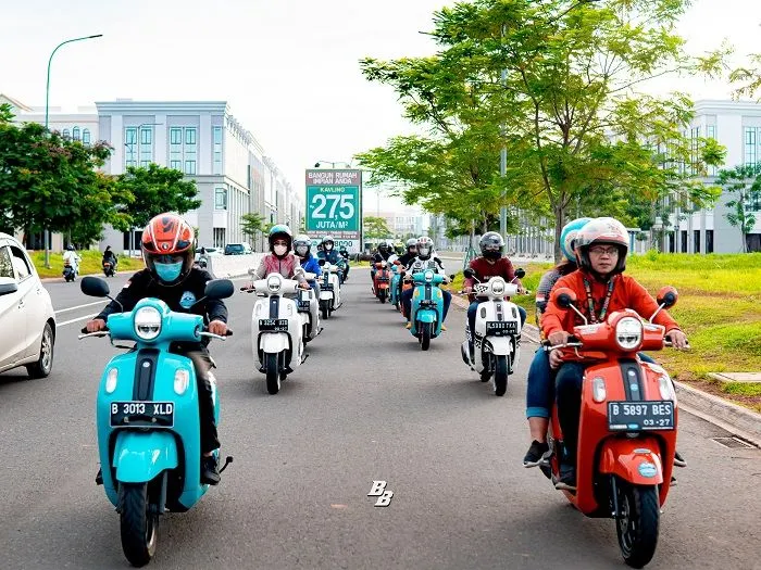 Setelah masa berlaku STNK habis, kita perlu membayar lagi untuk memperoleh plat nomor cantik jika masih ingin menggunakannya.
