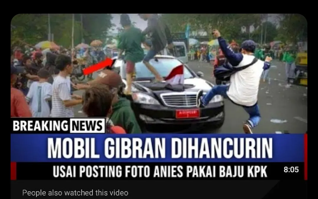 Viral video mobil Gibran Rakabuming Raka dirusak usai pasang foto Anies Baswedan di media sosial menggunakan baju orange.