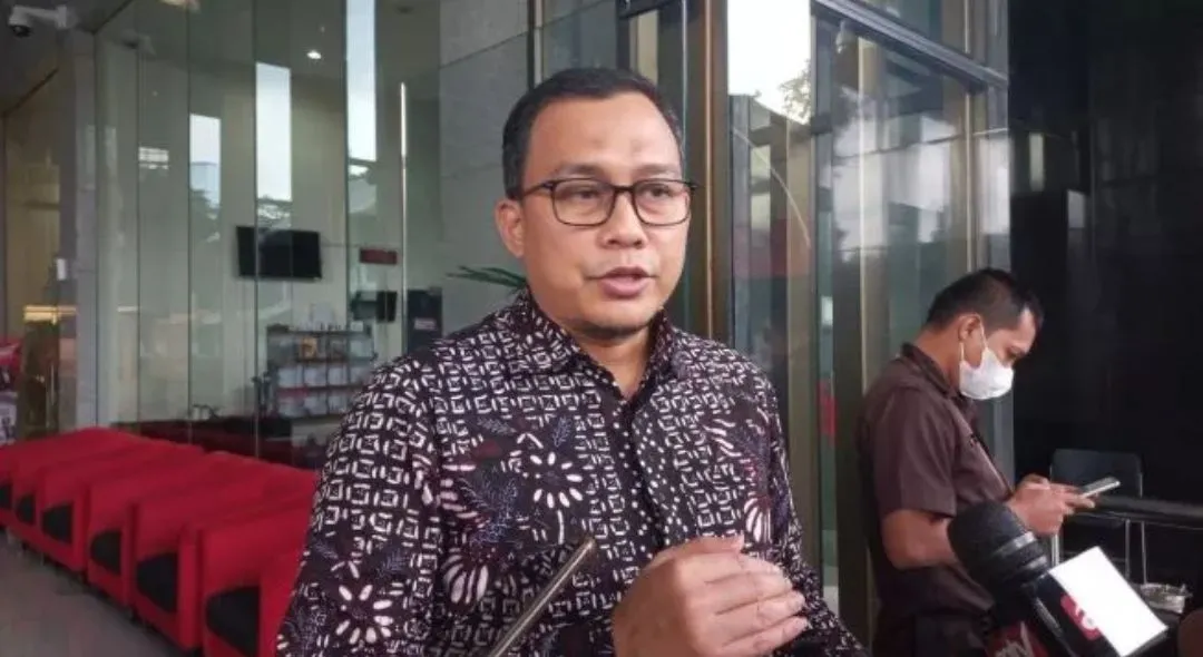 Eks Napi Koruptor OC Kaligis Resmi Jadi Kuasa Hukum Lukas Enembe, Ternyata KPK Malah Bilang Begini