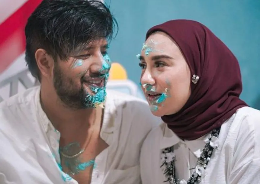 Ammar Zoni dan Irish Bella