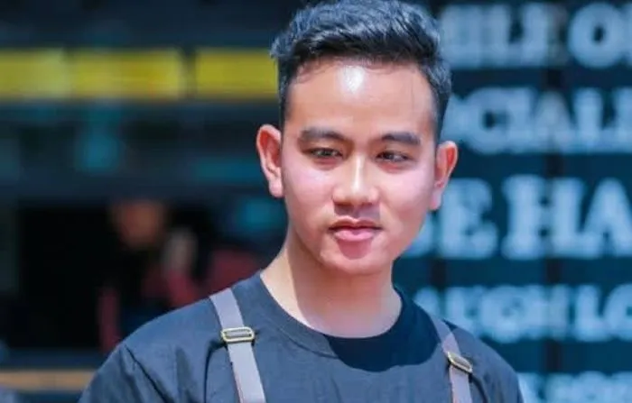 Dengan teka-teki, Gibran Rakabuming membocorkan rahasia skincare yang digunakan keluarga Presiden Joko Widodo.