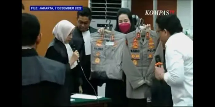 Ferdy Sambo Keceplosan Akui Ikut Tembak Brigadir J, Kuasa Hukumnya Justru Sampaikan Hal Ini