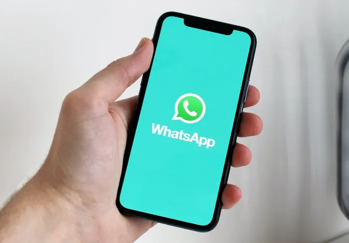 Ilustrasi. Terkait sistem operasi alias OS, sejumlah HP dari Android dan iPhone tidak bisa lagi mengakses aplikasi WhatsApp.