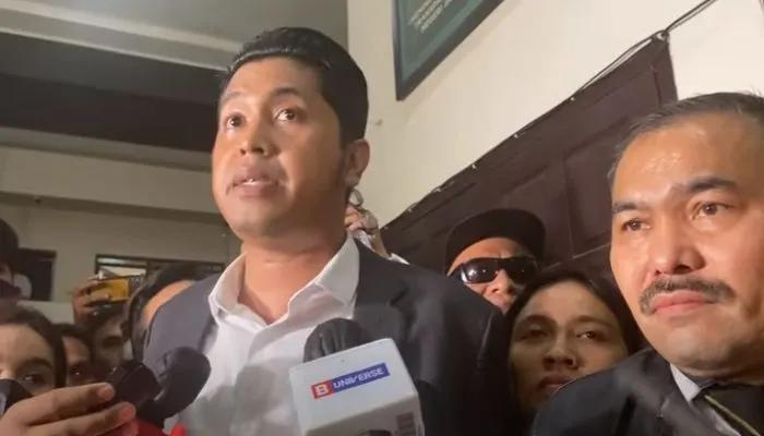 Martin Lukas Simanjuntak menyampaikan pesan kepada para penasehat hukum dari Ferdy Sambo dan Putri Candrawathi.