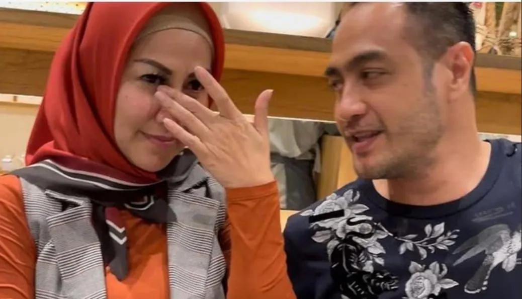 Ferry Irawan dan istrinya, Venna Melinda.