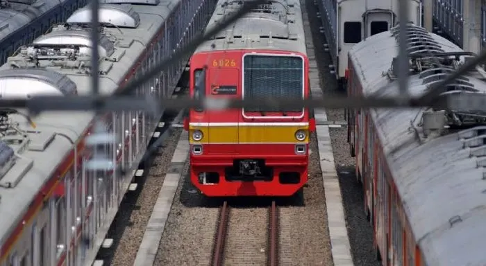 Tarif KRL Commuterline untuk orang kaya akan dinaikkan lebih mahal dibandingkan tarif masyarakat umum kelas menengah ke bawah.