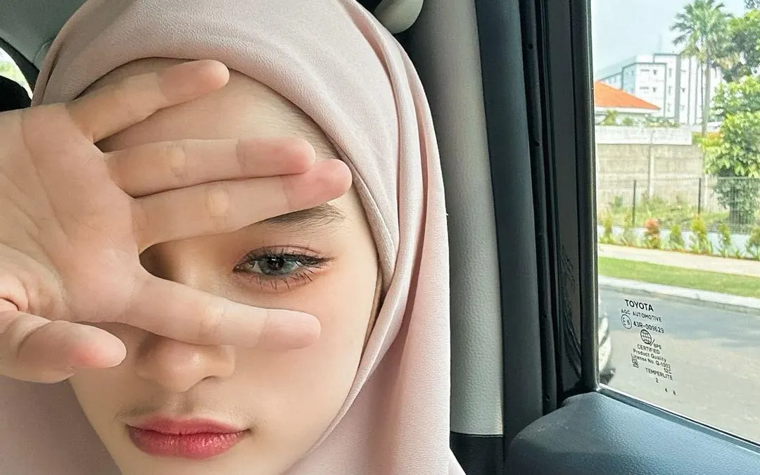 Postingan Inara Rusli yang Disebut Sembab 