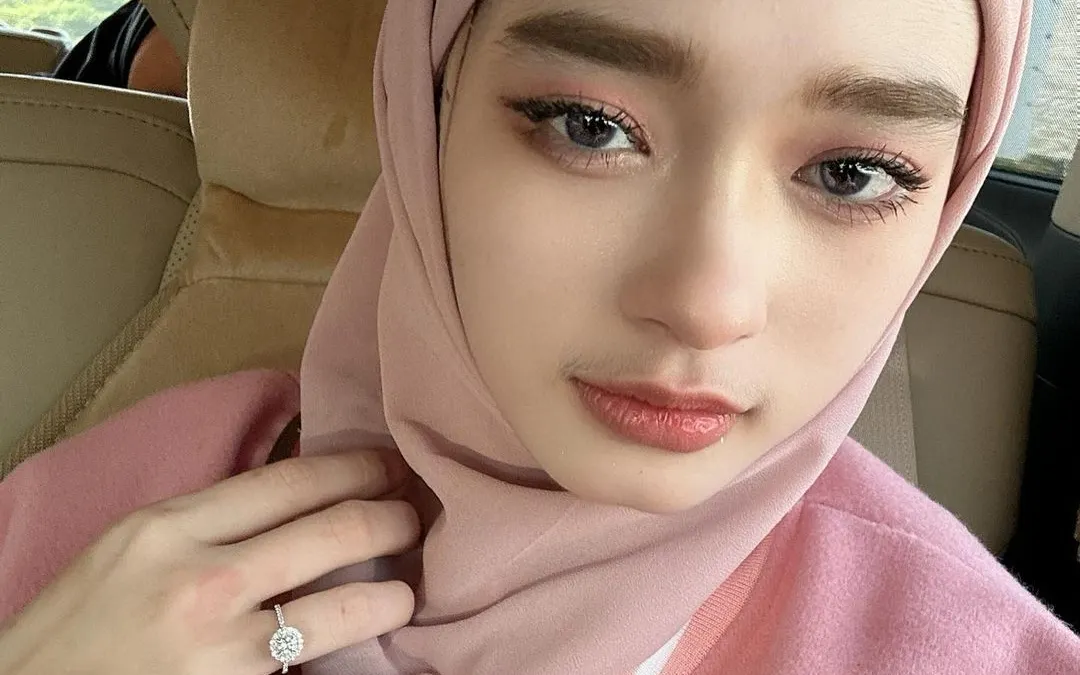 Inara Rusli 