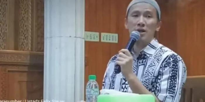 Rusaknya Mental Zaman Sekarang, Ustaz Felix Siauw Sebut Jangan Risau Allah akan Turunkan Hal Ini.(Tangkap Layar YouTube Utomo Prasojo)