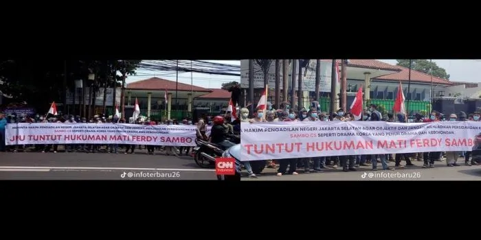 Viral! Sekelompok Massa Lakukan Demo Di Depan PN Jaksel, Tuntut Jaksa Beri Hukuman Ini Untuk Ferdy Sambo CS