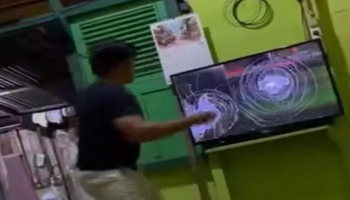 Heboh! Tim Kebanggaan Kalah di Piala Dunia 2022, Pria Pendukung Brasil Malah Rusak TV Hingga Hancur