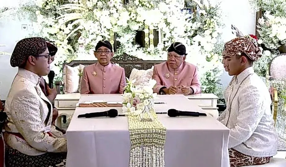 Setelah jadi fotografer dadakan di G20, Menteri PUPR Basuki Hadimuljono juga punya peran di pernikahan Kaesang-Erina.