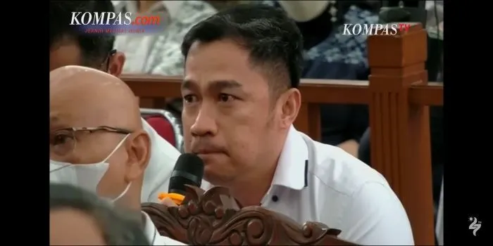 Terdakwa Obstruction of Justice Arif Rachman Banjir Doa dan Pujian,Usai Lakukan Hal Ini ke Ferdy Sambo