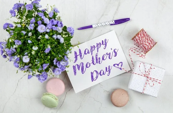kumpulan ucapan hari ibu yang dapat diberikan untuk perempuan tercinta dalam hidupmu