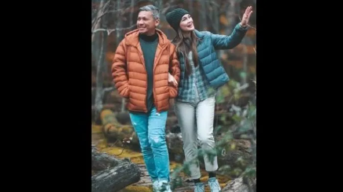 No! Luna Maya Bantah soal Kabar Pernikahannya dengan Gading Marten
