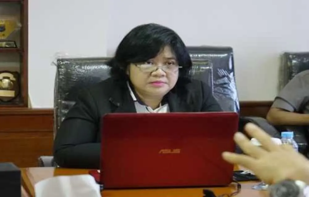 Juru bicara Kompolnas Poengky Indarti menyampaikan, Kompolnas menyayangkan perbuatan Kompol D yang menikah siri dengan Nur.
