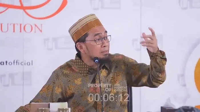 Petuah Menyentuh Ustaz Adi Hidayat: Jadi Crazy Rich dan Sultan Boleh, Asal......