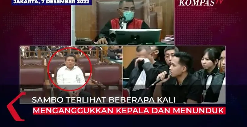 Momen Ferdy Sambo Mengangguk dan Menunduk Saat Eliezer Tanggapi Kesaksiannya