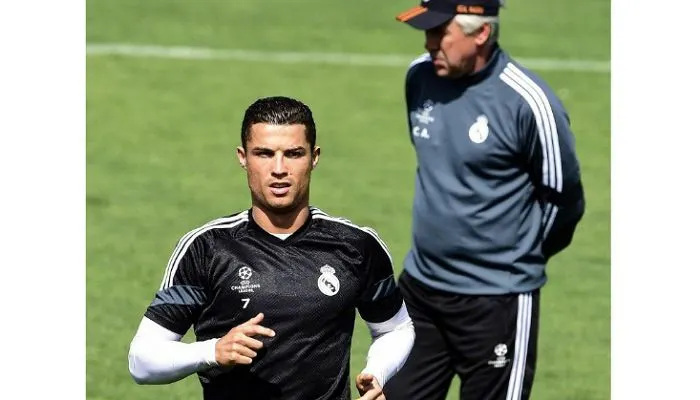 Cristiano Ronaldo terlihat berlatih secara khusus pada hari Rabu pagi, 15 Desember 2022 waktu setempat, di salah satu lapangan milik Real Madrid.