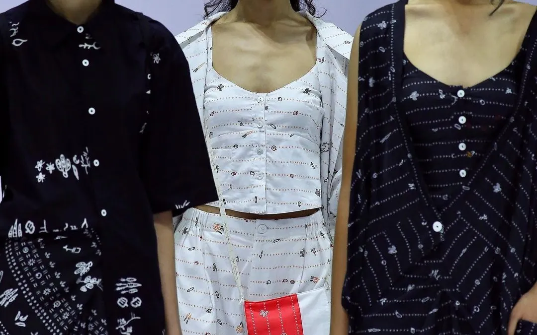 Ilustrasi Trend Batik Wanita 