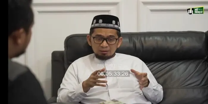Ustaz Adi Hidayat Beri Saran Agar Rumah Tangga Terhindar dari KDRT, Dengan Lakukan Hal Ini