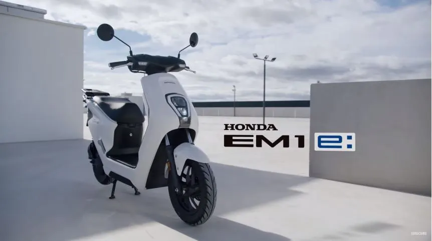 Honda EM1 e dipamerkan di ajang IIMS 2023.