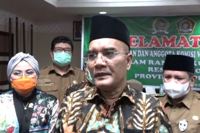 Wakil Ketua Komisi VIII DPR RI, Marwan Dasopang mengatakan masih banyak yang dapat dipangkas untuk menekan biaya pelaksanaan haji.