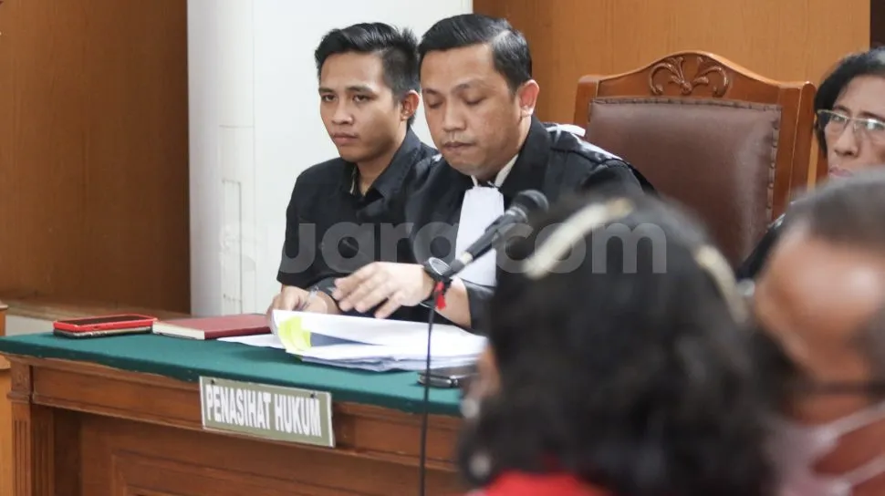 Cara Bicara Bharada E Ungkap Skenario Ferdy Sambo di Ruang Sidang Tuai Pujian, dari Gestur hingga Diksi