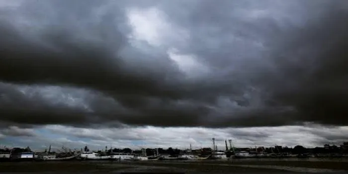 Unggah Foto Awan Gelap, Miyan Ramalkan Soal Penglihatan yang Aneh