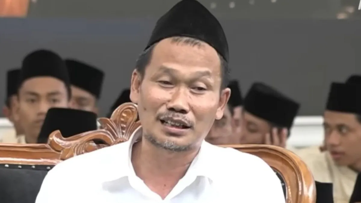 Gus Baha Murid Mbah Moen Ungkap Istigfar Bukan Kunci Allah Terima Taubat Seseorang, Ini Penjelasan Lengkapnya!