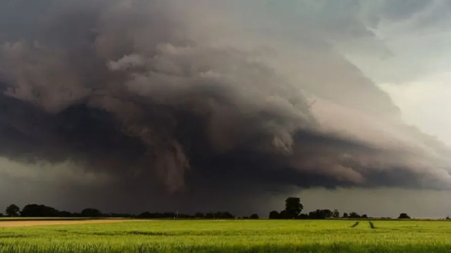 Apa Itu Awan Cumulonimbus? Mengenal Awan yang Disinyalir Berbahaya dan Mengganggu Penerbangan di Libur Nataru