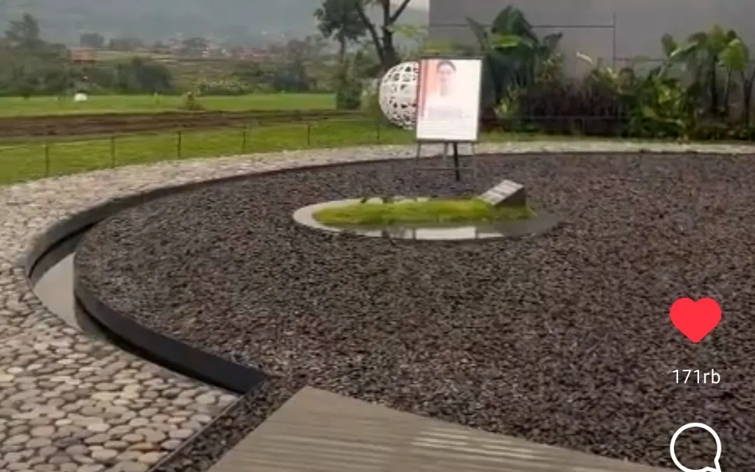 Subhanallah, Ditemukannya Sumber Mata Air Dekat Makam Putra Sulung Ridwan Kamil