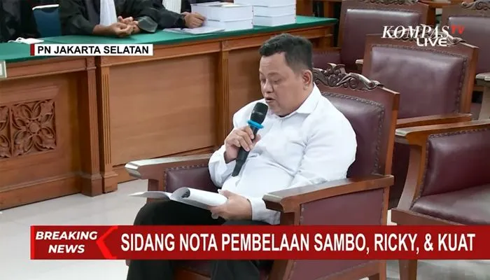 Mengutip Ayat Alquran, Kuat Maruf di Sidang Pledoi: Demi Allah Saya Bukan Orang Sadis yang Ikut Membunuh Orang