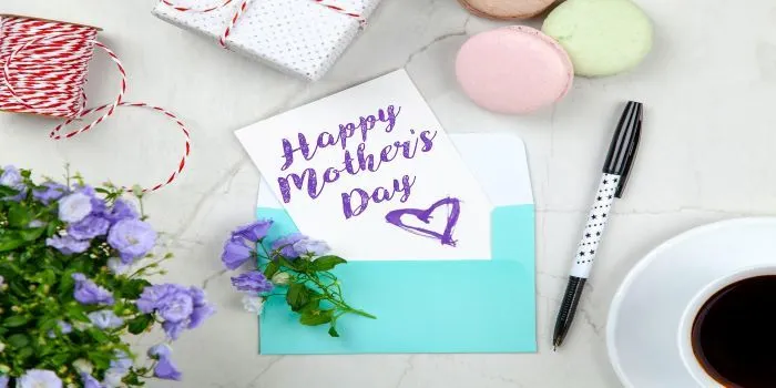 Cek 7 rekomendasi kado hari ibu yang estetik lucu unik di sini!