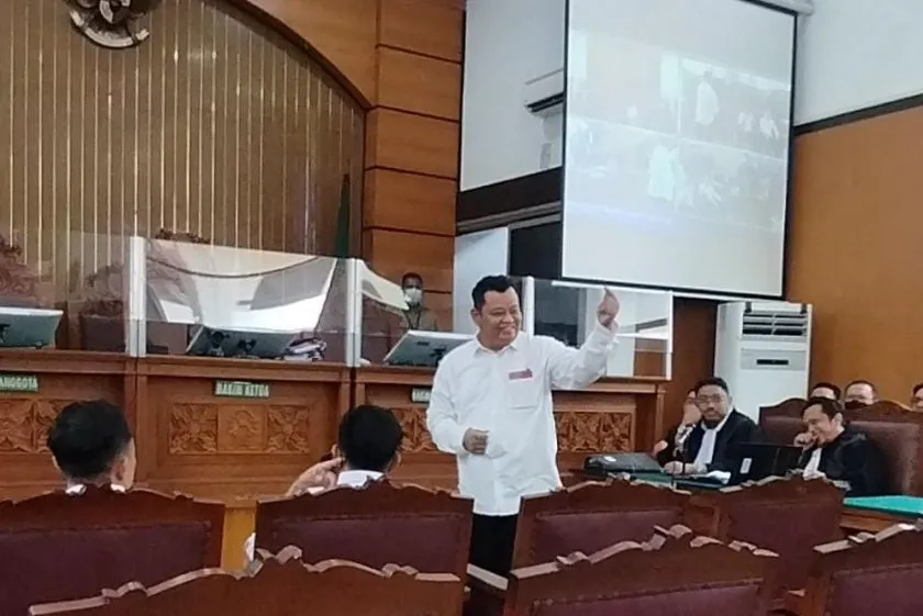 Selama Ini Diam dan Dianggap Berbohong, Kuat Maruf Kini Bergerak Perkarakan Hakim Wahyu Iman Santosa