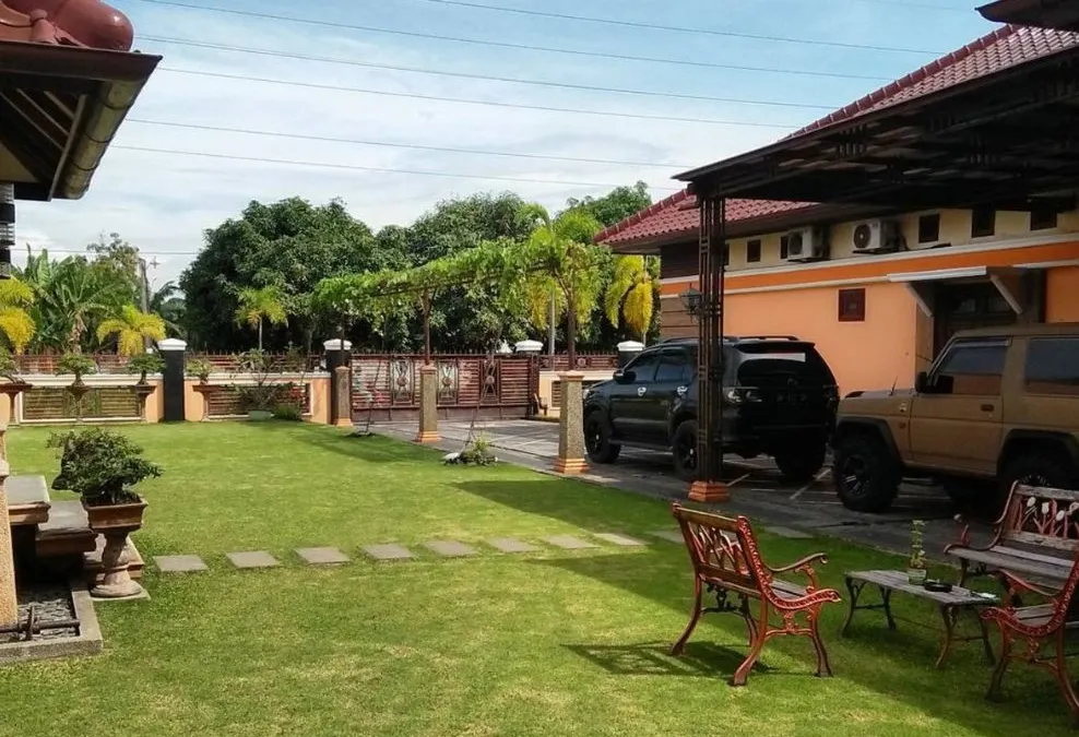 Rumah AKBP Achiruddin Hasibuan yang menjadi tempat oleh kejadian (TKP) pada saat anaknya melakukan tindak penganiayaan kepada korban bernama Ken Admiral 