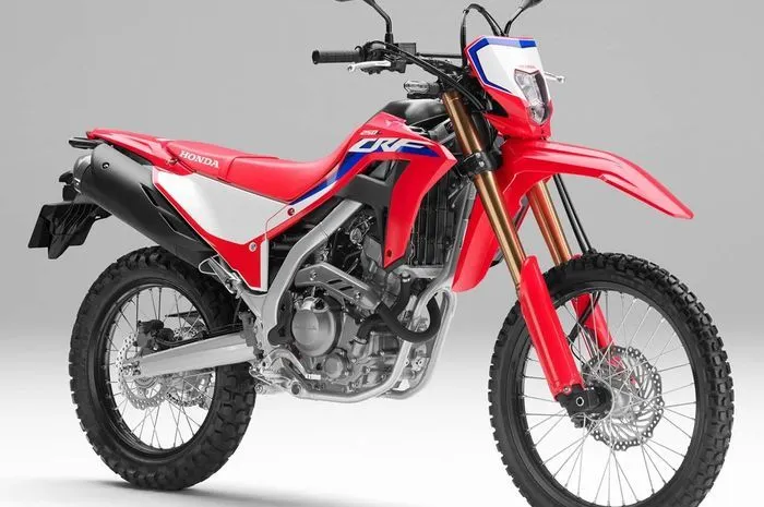 PT Astra Honda Motor (AHM) secara resmi turut serta dalam memasarkan sepeda motorcross terbarunya yakni Honda CRF250L di IIMS 2023.
