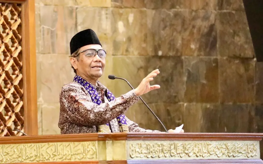 Rupanya Mahfud MD bukanlah sosok pertama yang dinilai mendapat perlakuan tak ramah dari pihak DPR, ada Gus Dur.