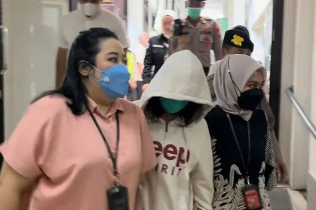 AG saat mendatangi Pengadilan Negeri Jakarta Selatan, Jakarta, Kamis (30/3/2023).