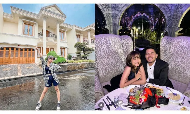 Fuji tampak berpose didepan rumah barunya. Netizen pun memberi ucapan selamat dan mendukung Fuji kedepannya.