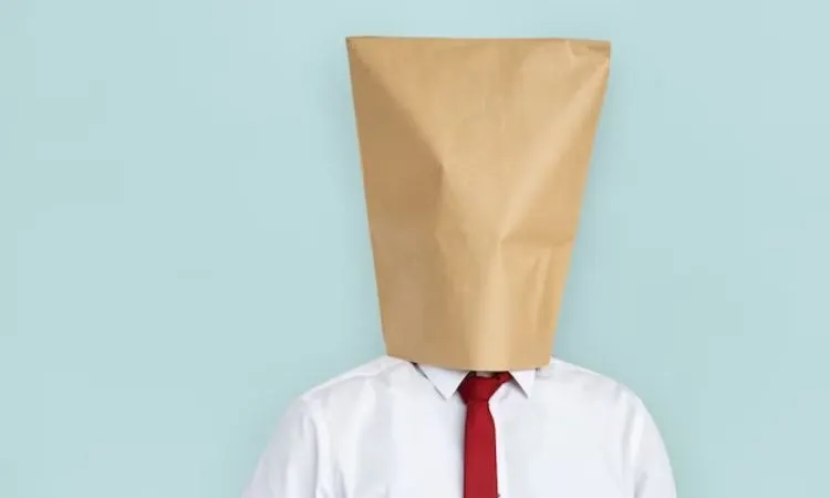 Introvert merupakan salah satu sifat yang dikenal pendiam. Namun siapa sangka introvert bisa juga menggapai kesuksesannya.