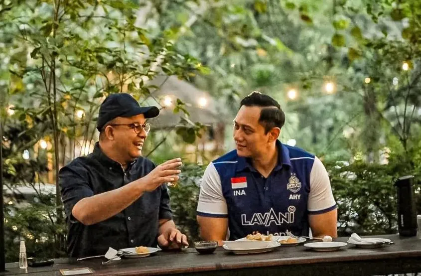 Ketua Umum Partai Demokrat, Agus Harimurti Yudhoyono (AHY) kembali mendesak Anies Baswedan untuk segera mendeklarasikan bakal cawapresnya untuk Pilpres 2024.