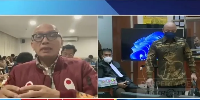 Pakar hukum Pidana Asep Iwan Iriawan (kiri)