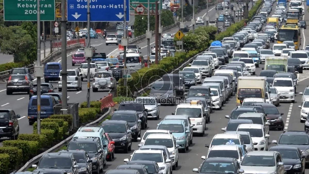 Ilustrasi kendaraan kena macet 