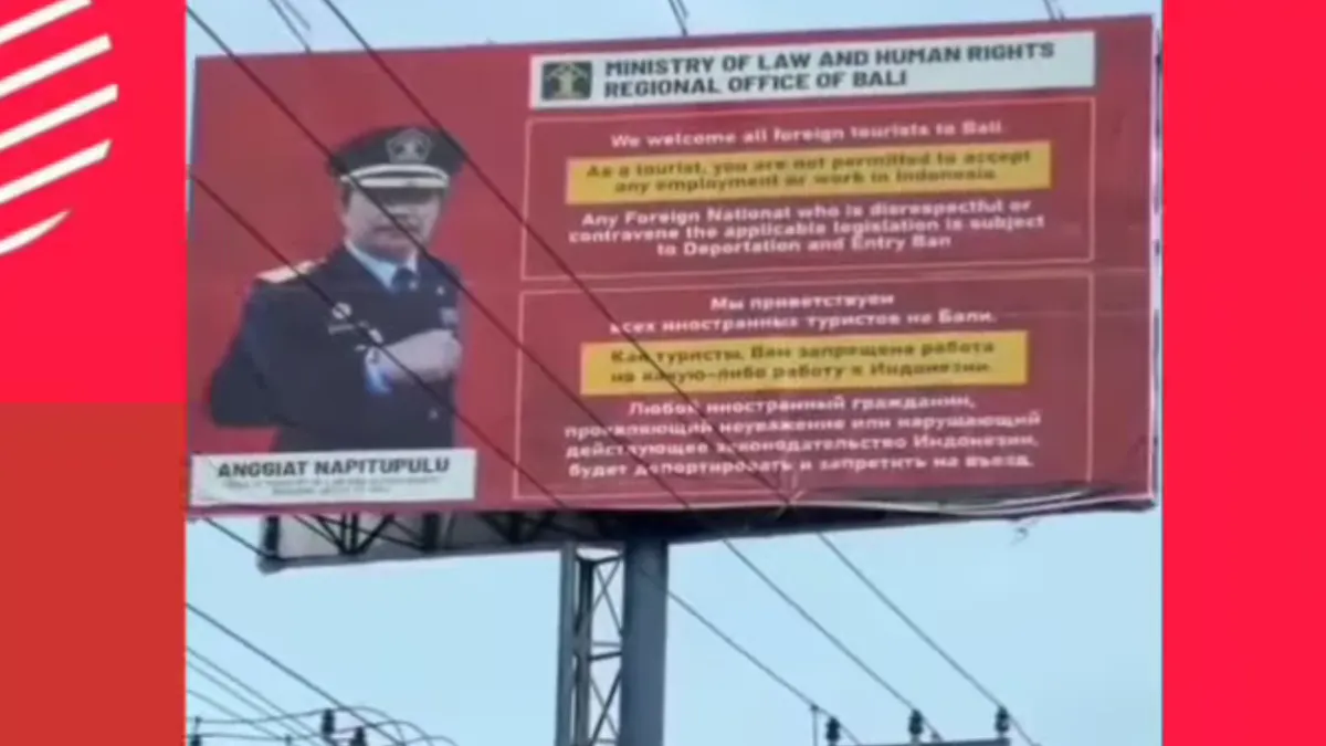 Viral Baliho Raksasa di Bali