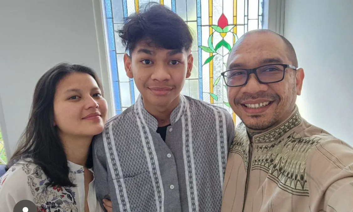 Ibu Sambung David Ozora, Amelia Resolute, Jonathan Latumahina