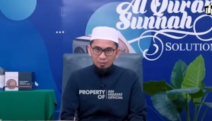 Ustaz Adi Hidayat menjelaskan terkait pengertian imsak saat bulan Ramadan tiba.