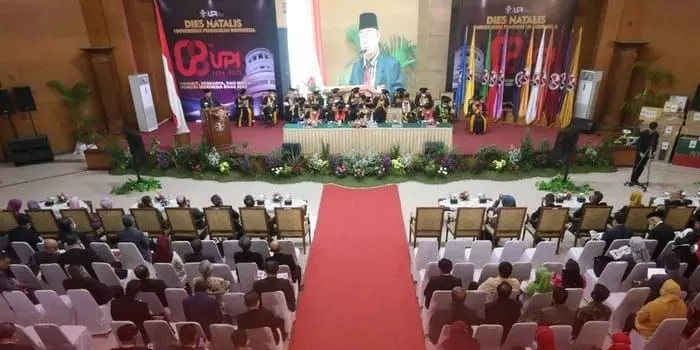 Acara Wisuda Universitas Pendidikan Indonesia.(Tangkap Layar Instagram @upiofficial)