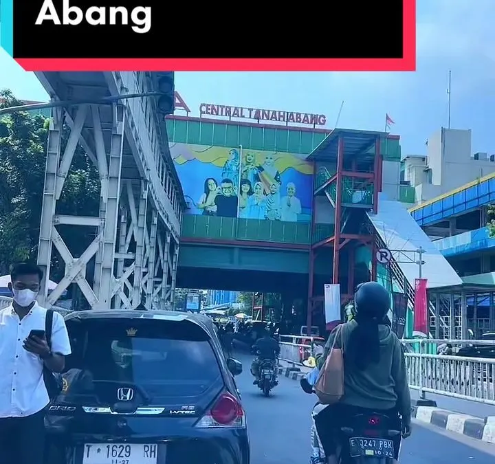  Viral Parkir Liar di Pusat Belanja Tanah Abang