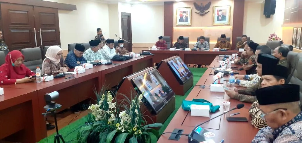 KBIHU Dukung Kebijakan Haji Ramah Lansia